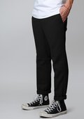 SLIM TAPERED FIT PANT