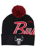 BULLS SCRIPT BURST POM BEANIE